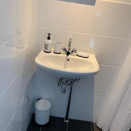 Huisje Aan Zee 아파트